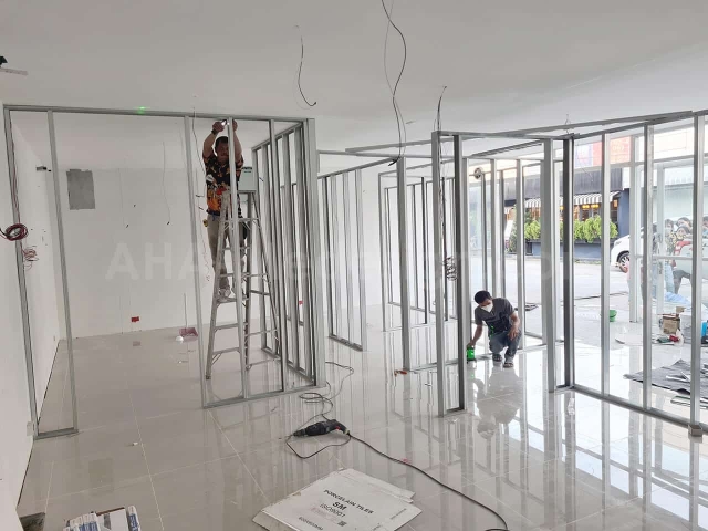 งานเข้าตกแต่ง บริษัทรับออกแบบตกแต่งภายใน ออฟฟิศ โชว์รูม ร้านค้า interior design