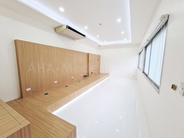 งานหลังตกแต่ง บริษัทรับออกแบบตกแต่งภายใน ออฟฟิศ โชว์รูม ร้านค้า interior design